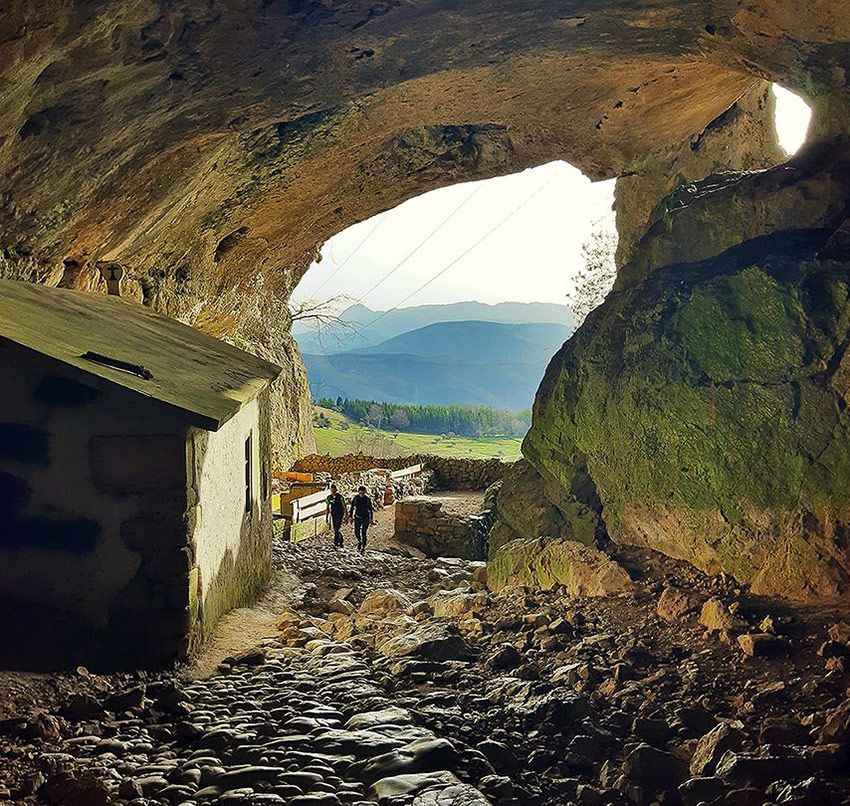 Goierri, Guipúzcoa, País Vasco, túnel de San Adrián