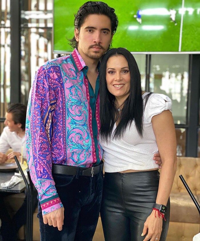 América Guinart y su hijo 