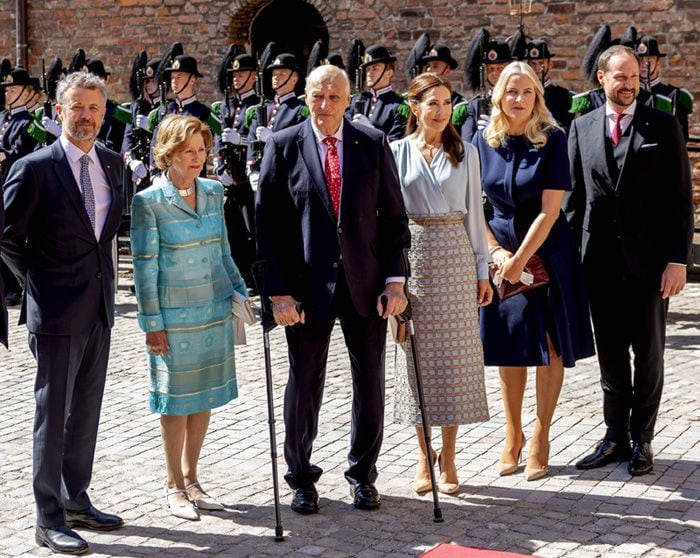 Foto de familia en el castillo de Akershus