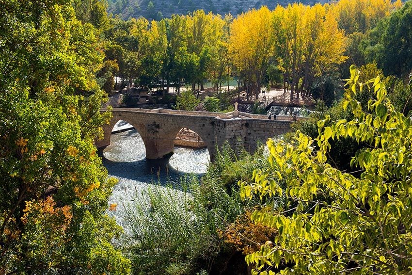 alcala-de-jucar-puente-romano