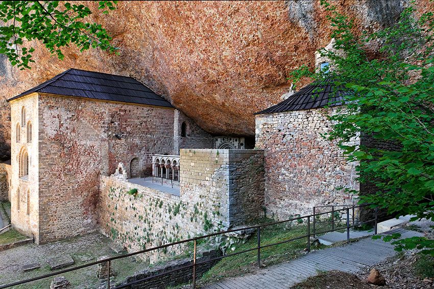 Monasterio de San Juan de la Peña en Huesca