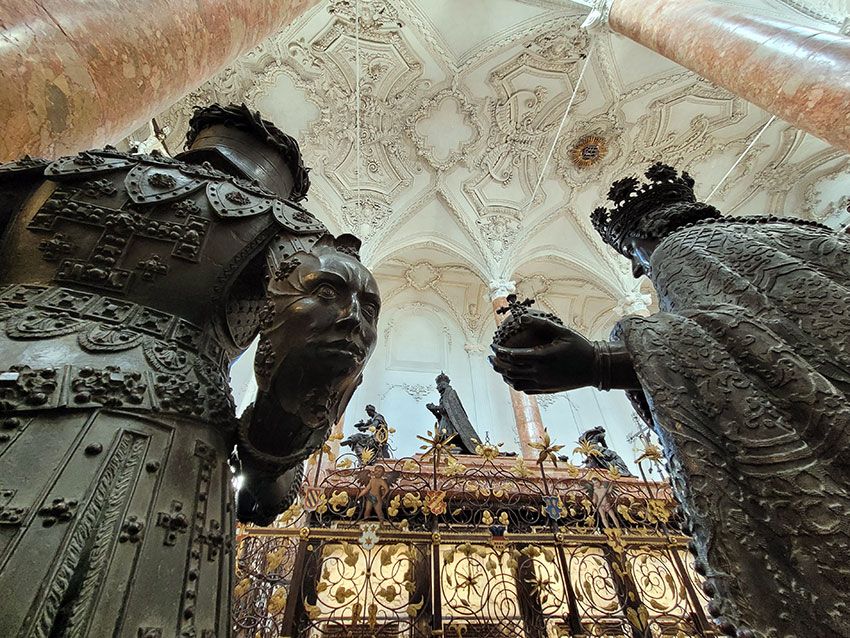 Cenotafio de Maximiliano I en Innsbruck, Austria