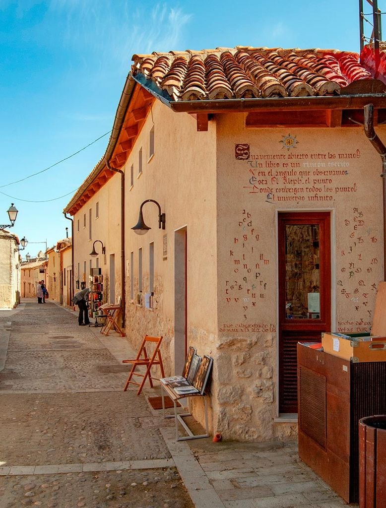 uruena villa libro