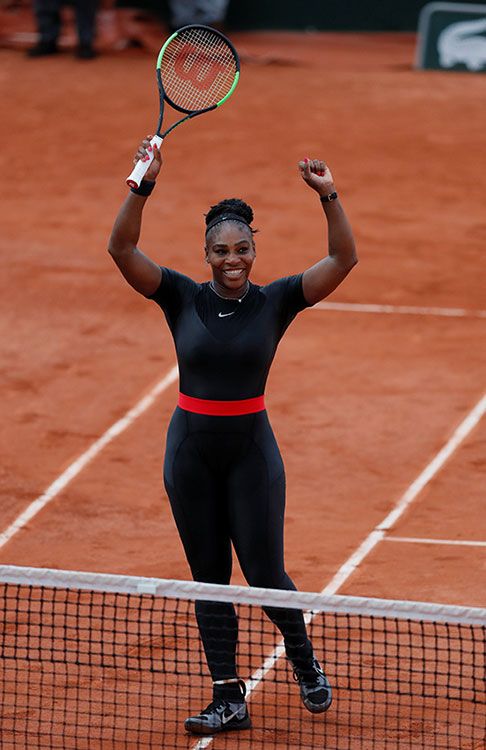 serena williams traje compresion