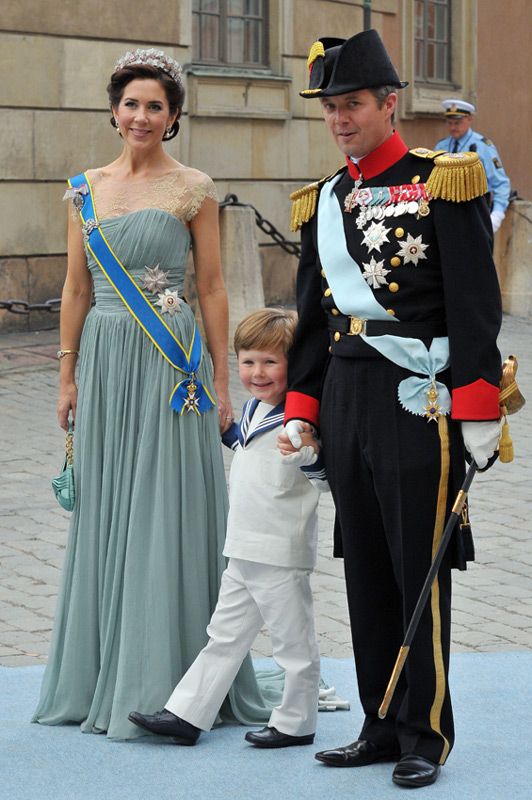 Federico y Mery de Dinamarca junto a su hijo Christian 