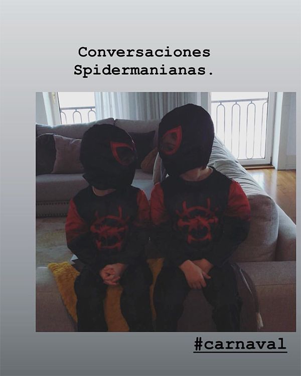 Sara Carbonero demuestra que sus hijos ya están preparados para Carnaval