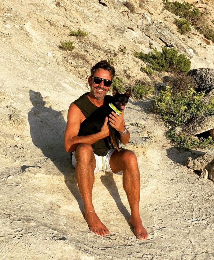 David Valldeperas con su mascota