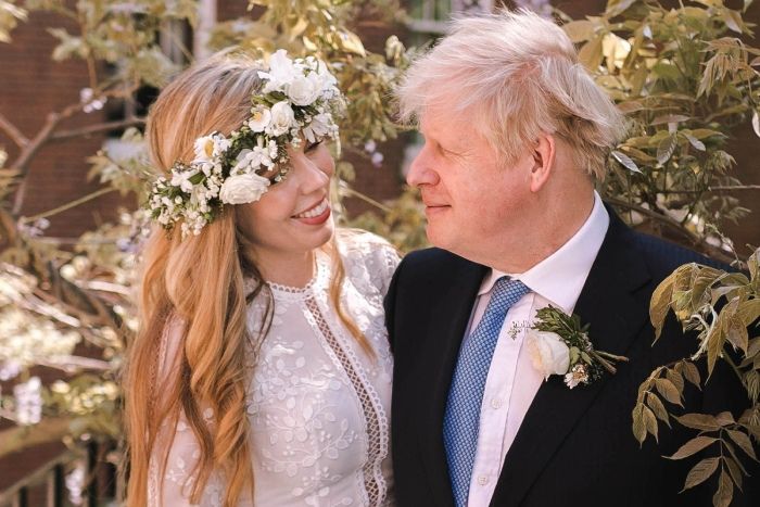 Boris Johnson y su mujer, Carrie Symonds, desvelan el nombre de su hija