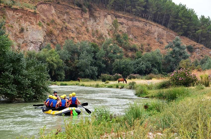 Rafting en el río Genil en Córdoba