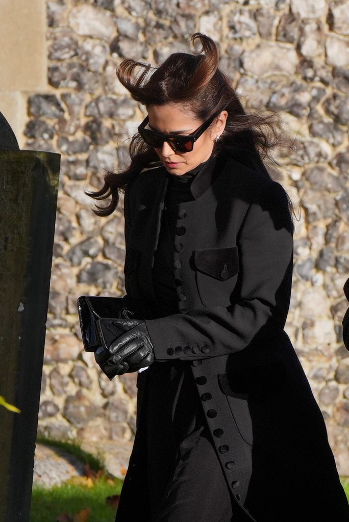 Cheryl Tweedy, ex pareja del cantante de One Direction Liam Payne, después de su funeral en la Iglesia de Santa María en Amersham, Buckinghamshire. Fecha de la foto: miércoles 20 de noviembre de 2024. (Foto de Jonathan Brady/PA Images a través de Getty Images)