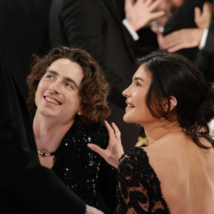 Timothée Chalamet y Kylie Jenner en los Globo de Oro 