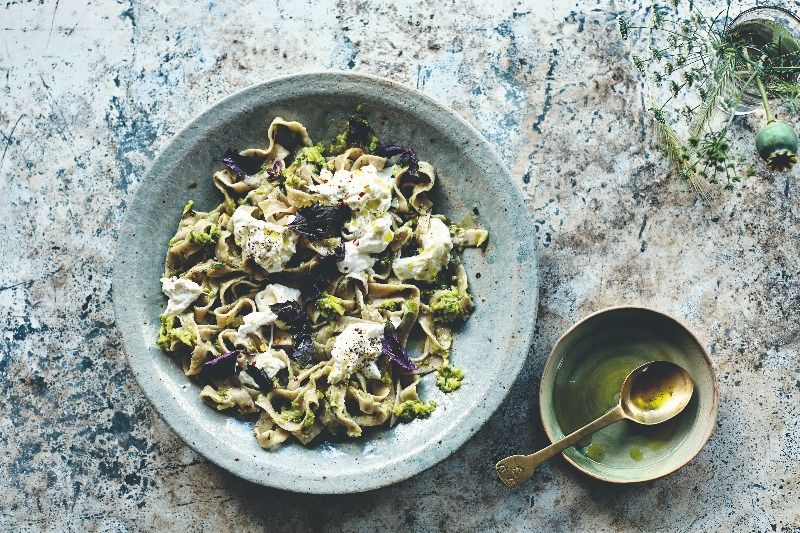 linguini-pesto-yoga-kitchen