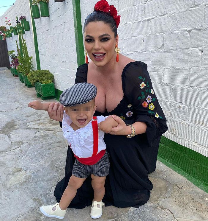 Marisa Jara con su hijo Tomás