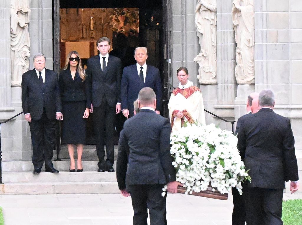 Los Trump en el funeral por la madre de Melania Trump, Amalija Knavs, el 18 de enero de 2024 en Palm Beach, Florida 