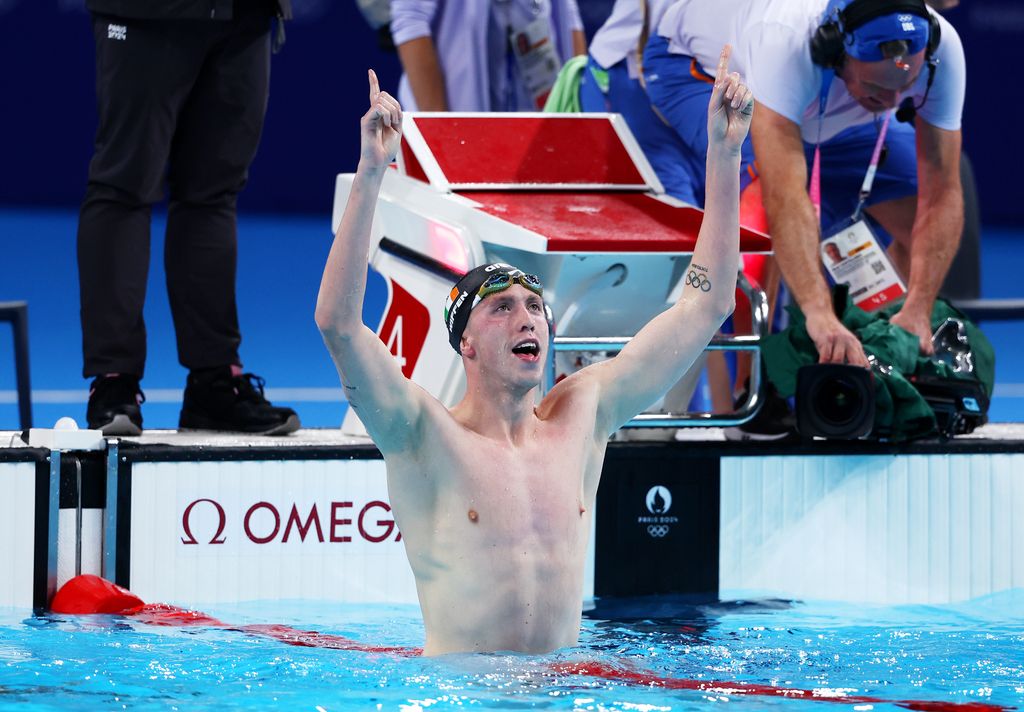 El irlandés Daniel Wiffen ganó el oro olímpico en los 800 metros de estilo libre.