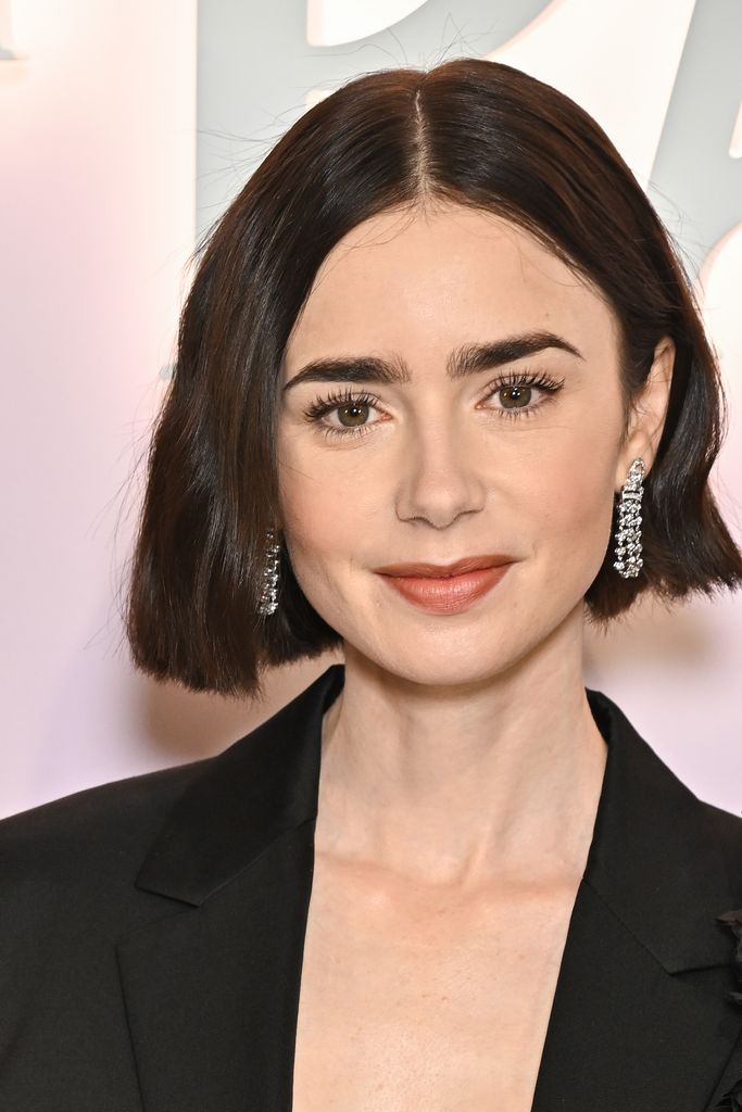 Lily Collins en la presentación de "Emily In Paris" 