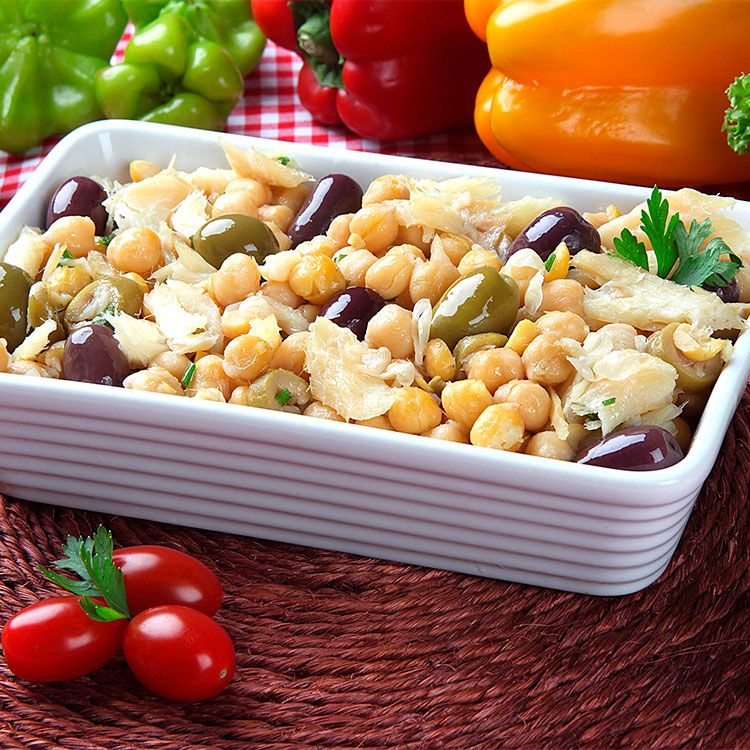 Ensalada de bacalao y garbanzos