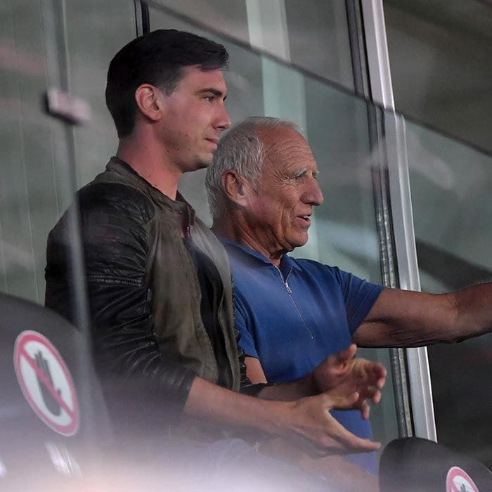 Mark Mateschitz con su padre, Dietrich Mateschitz