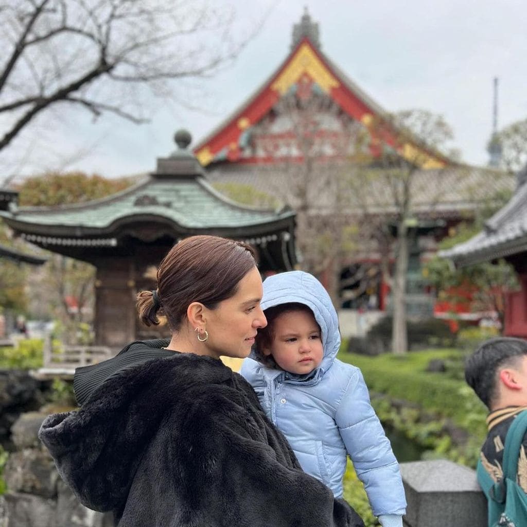 Tania Rincón y sus hijos de vacaciones en Japón