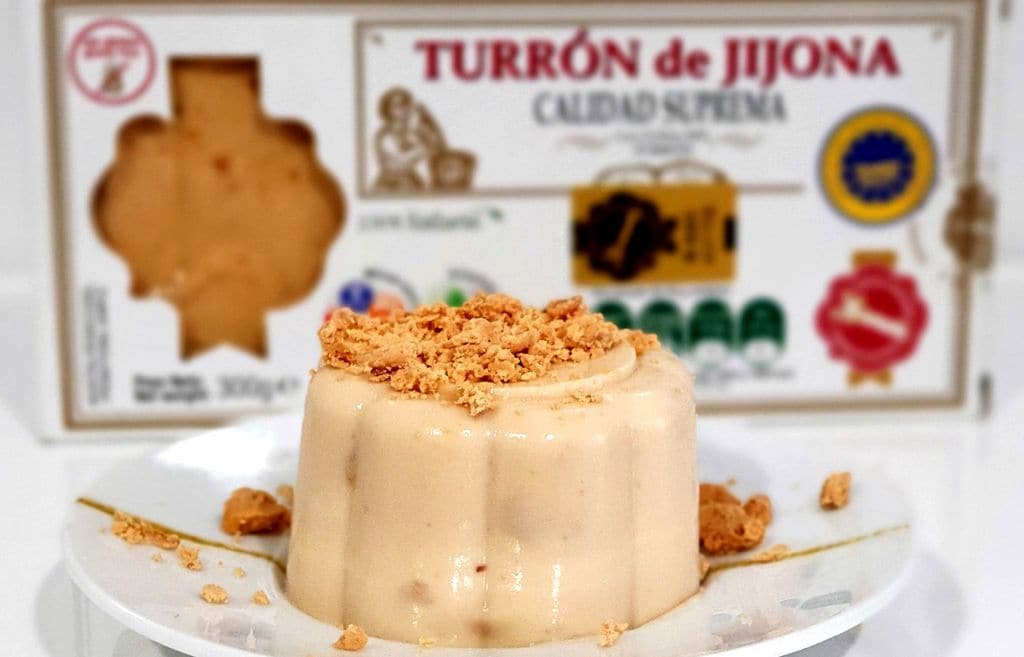 Flan de turrón de Jijona