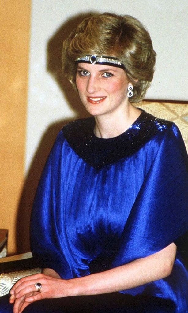 12 photos proving princess diana was a fashion icon