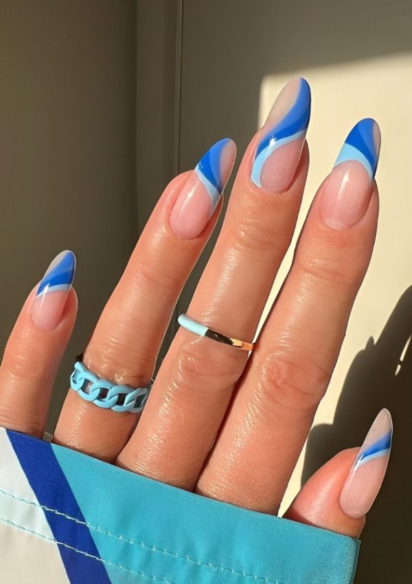 swirls nails azul