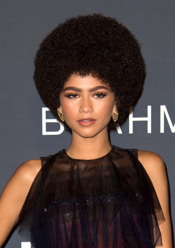 zendaya pelo afro