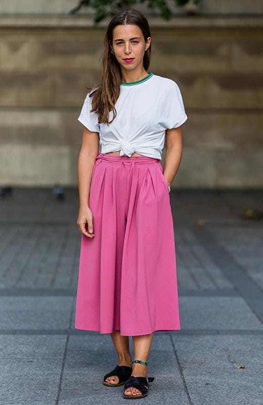 como_llevar_camiseta_blanca_shopping_strettstyle_1a