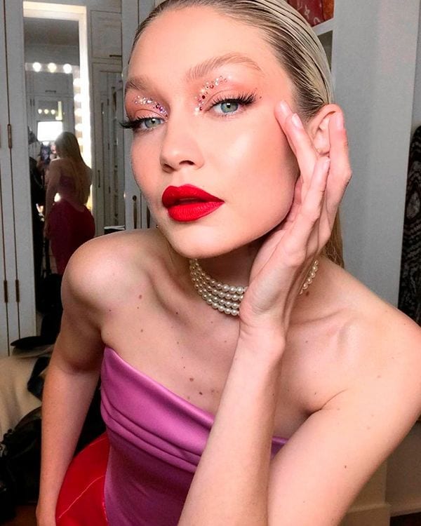 manicura short nails tendencia gigi hadid