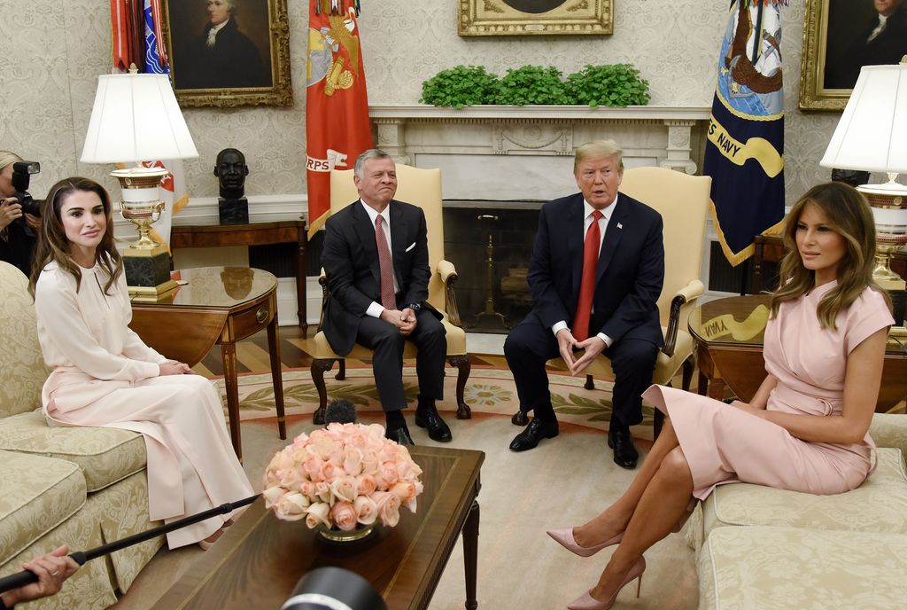 WASHINGTON, DC - JUNE 25: U.S. President Donald Trump and first lady Melania Trump meet with King Abdullah II and Queen Rania of Jordan in the Oval Office of the White House on June 25, 2018 in Washington, DC. (Photo by Olivier Douliery-Pool/Getty Images)