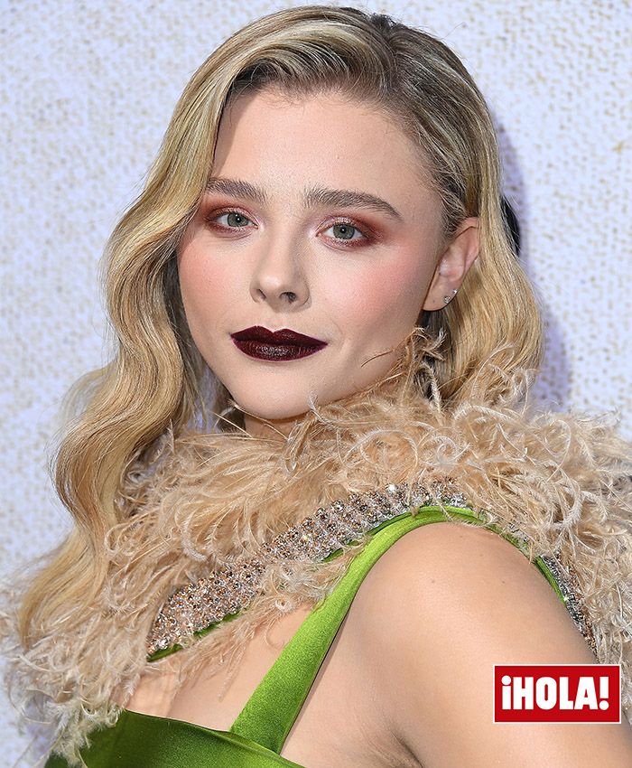 chloe-grace-burgundy