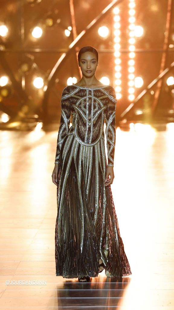 El desfile 1001 de Elie Saab