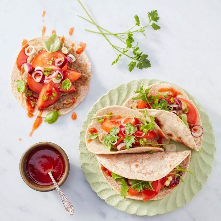 Tacos con 'mutabal' y pico de gallo