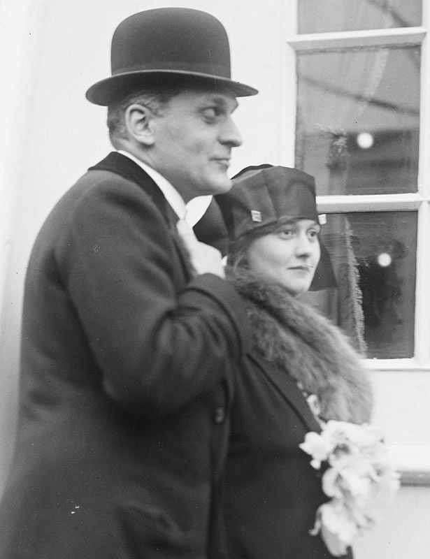 La princesa Bibesco junto a su marido, el príncipe Antoine
