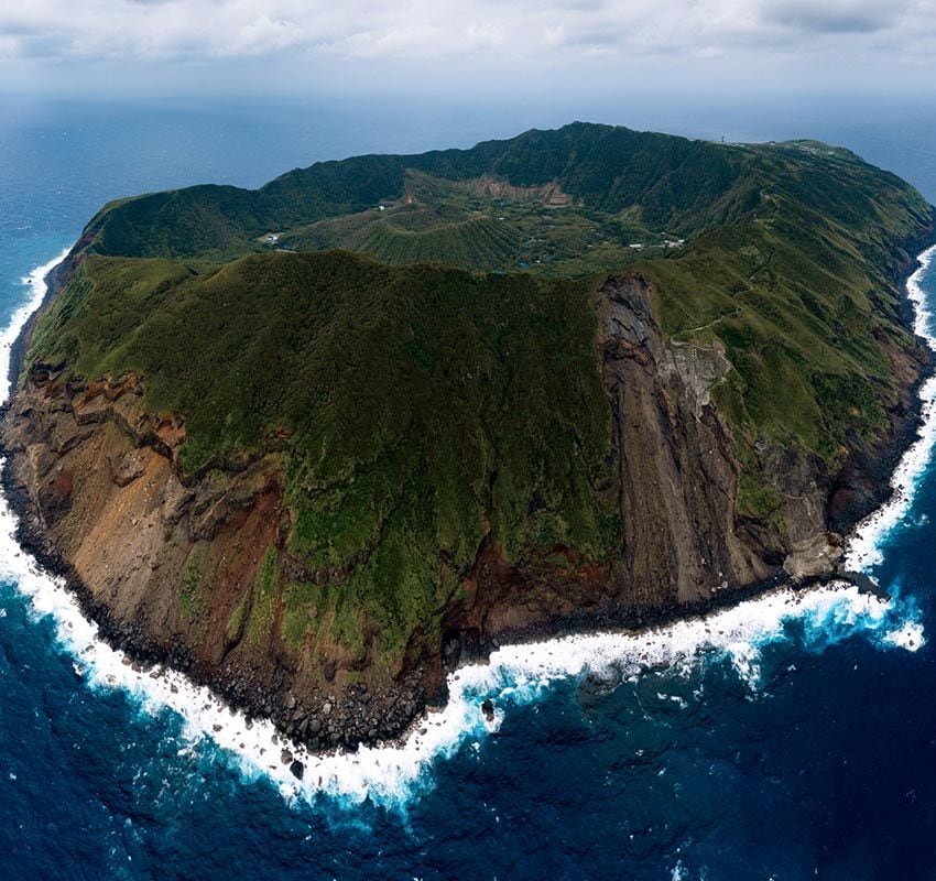 aogashima gettyimages 1158332097