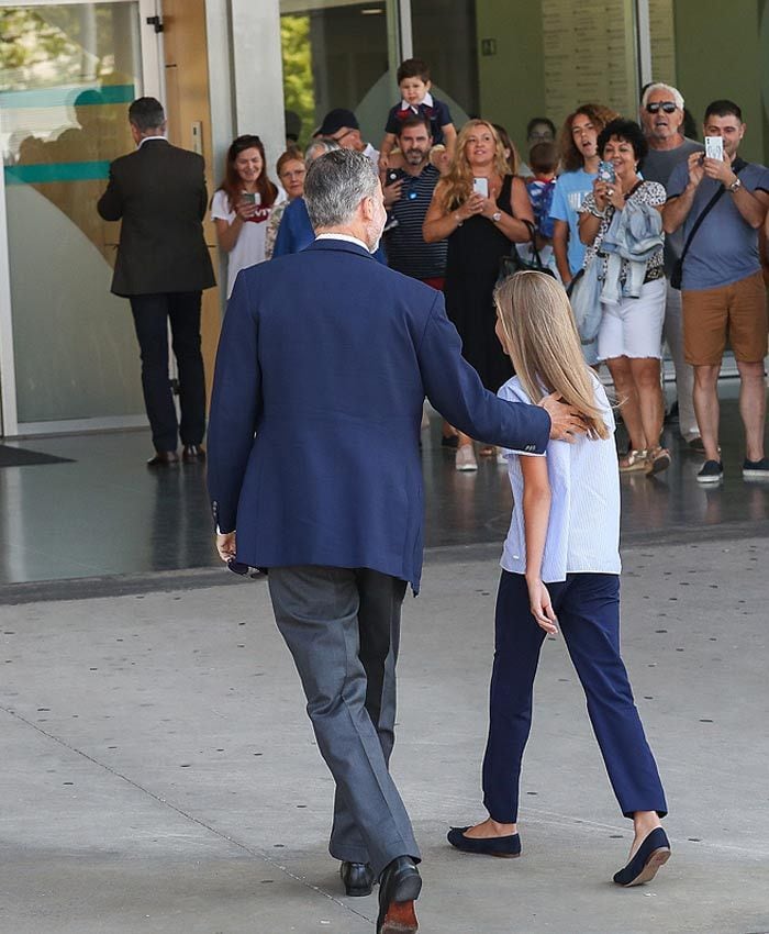 El rey Felipe y la infanta Sofía visitan a don Juan Carlos: