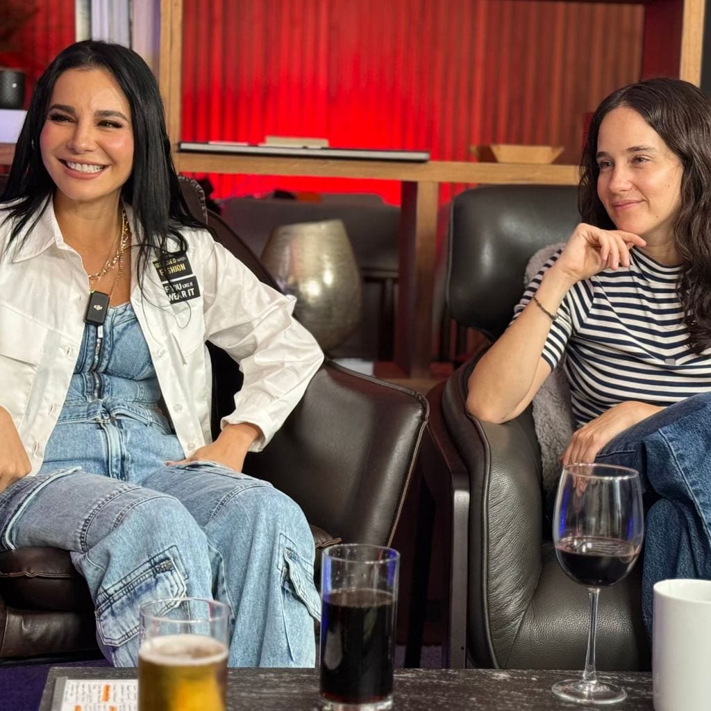 Martha Higareda y Ximena Sariñana fueron hermanas en la ficción en 'Amar Te Duele'.