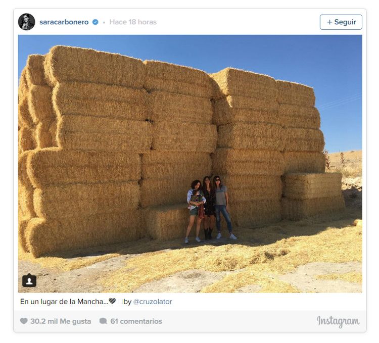 Las amigas de toda la vida de Sara conocieron a sus nuevas amigas, entre las que se encontraban, Isabel Jiménez y Mayra del Pilar, sus socias de Slow Love. Pero no fue un fin de semana de chicas únicamente. Fue un fin de semana de lo más familiar, ya que no faltaron ni las parejas, ni los niños
