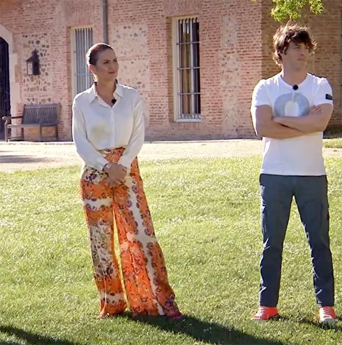 Samantha Vallejo-Nágera, en MasterChef con blusa blanca