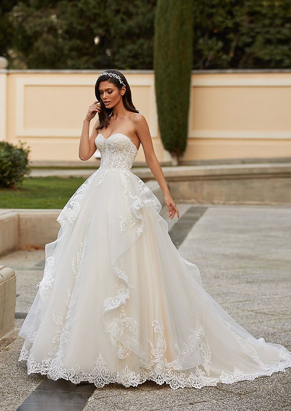 pronovias046