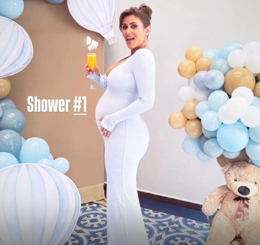 Sofía Rivera Torres en la celebración de su baby shower