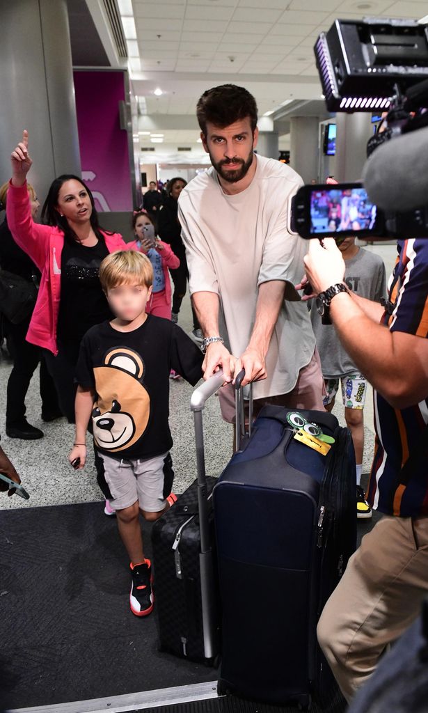 Gerard Piqué y Sasha