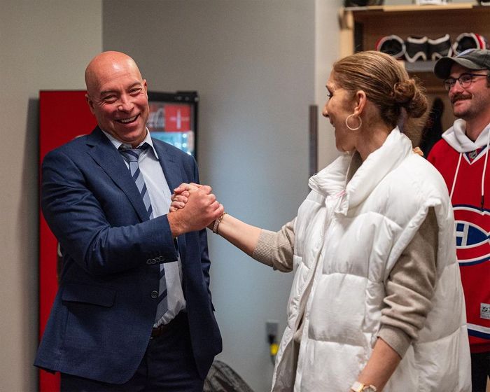 Céline Dion conversó con los jugadores y el equipo directivo de la selección