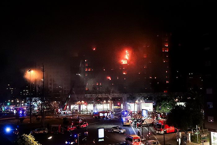 Incendio de un edificio en Valencia