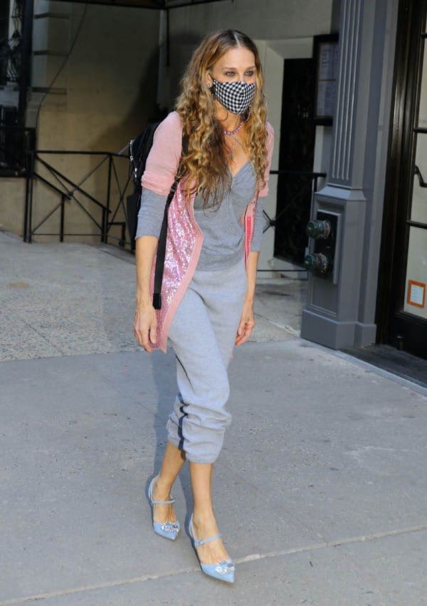 look-carrie-bradshaw