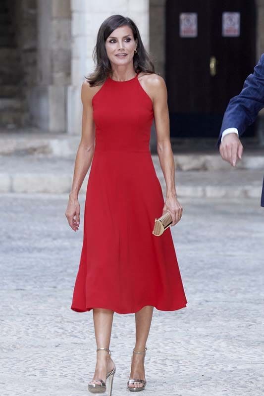 reina letizia moda vestido rojo