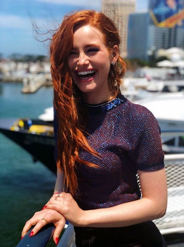 madelaine-petsch-pelo