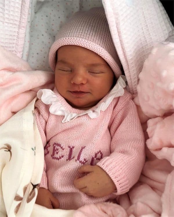 Bella, la hija de Alice Campello y Álvaro Morata