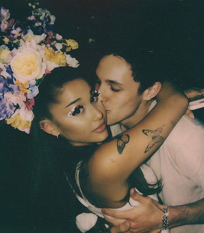 Ariana Grande en una de sus primeras fotos con Dalton Gomez