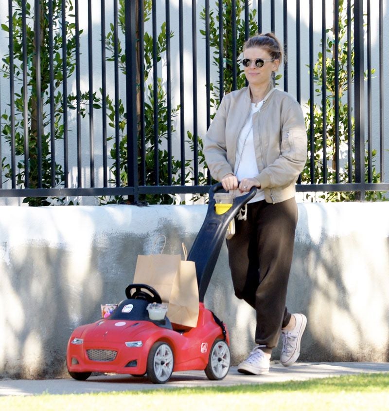 Kate Mara con su hija